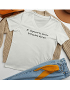 Women’s relaxed v-neck t-shirt